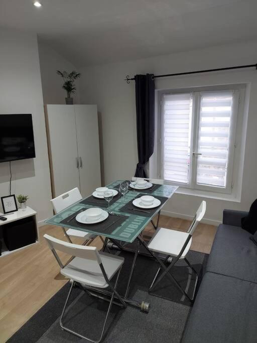 Smart House Airport Cdg, Asterix Apartment Louvres Luaran gambar