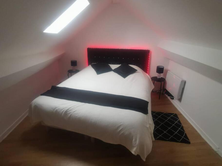 Smart House Airport Cdg, Asterix Apartment Louvres Luaran gambar